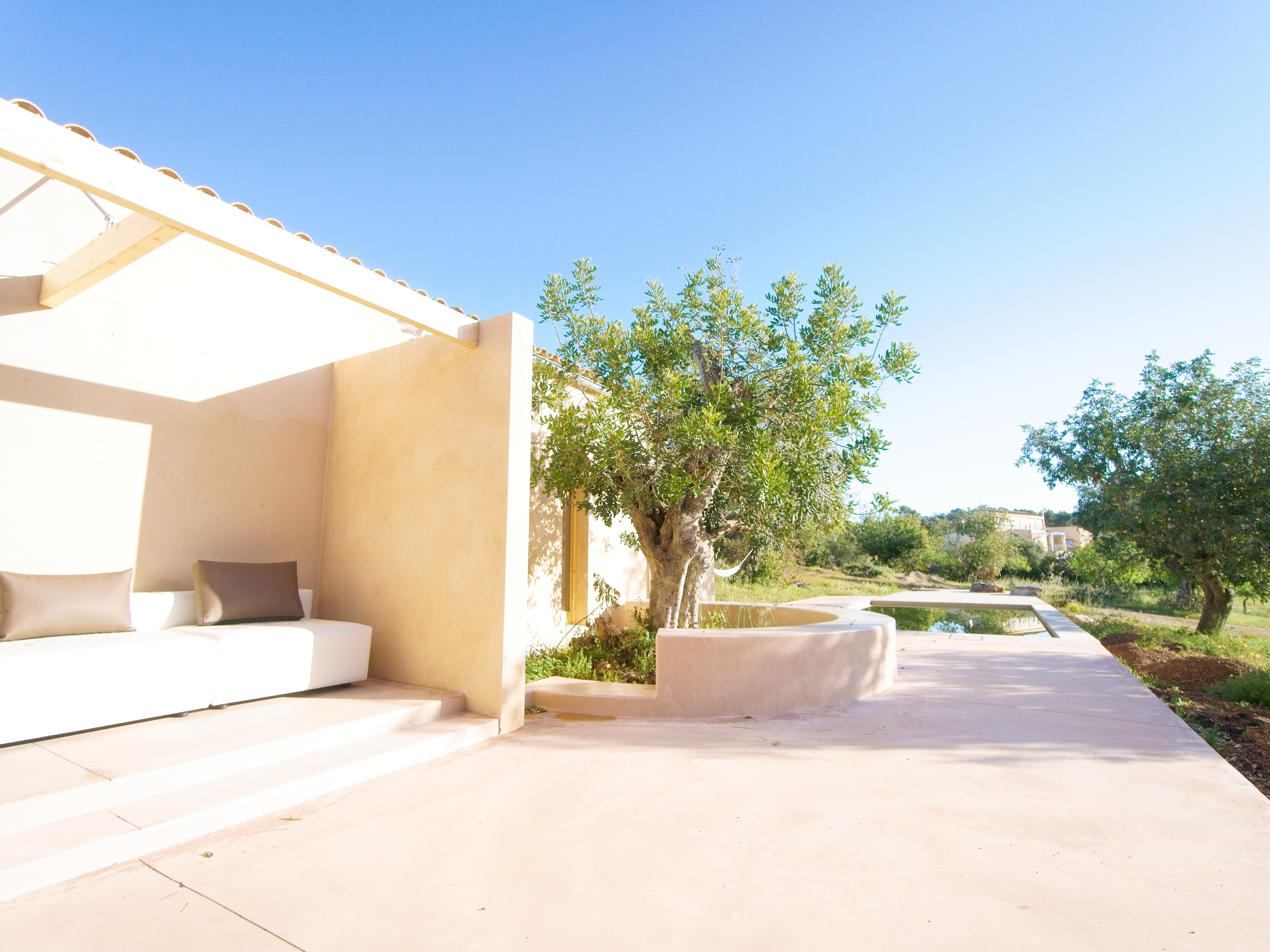 Private pool access luxury retreat Mallorca