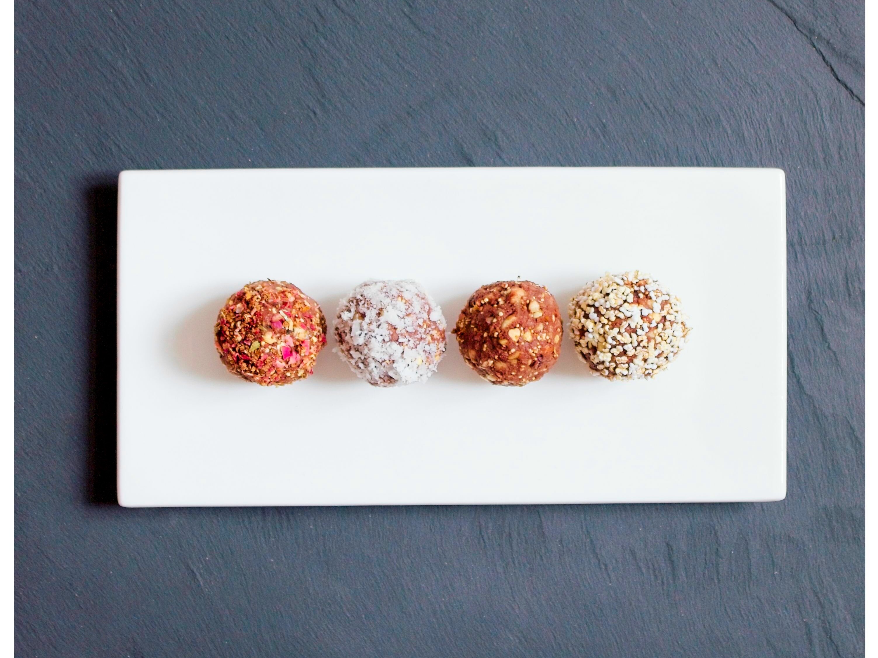 Raw vegan desserts retreat food Mallorca